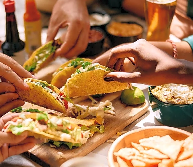 Chipotle rival Mexican chain closes all U.S. restaurants