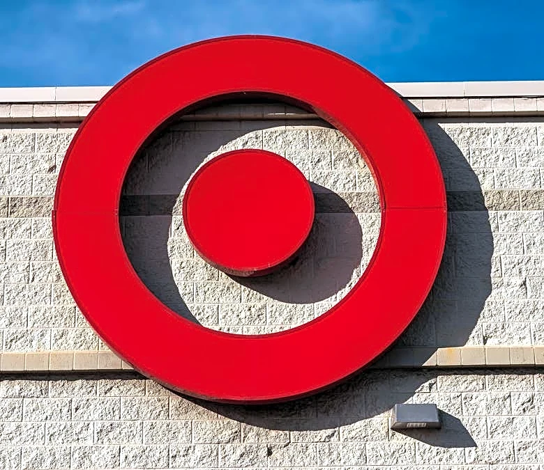 Target's 'luxury' solid-wood patio set is nearly 50% off on Memorial Day weekend
