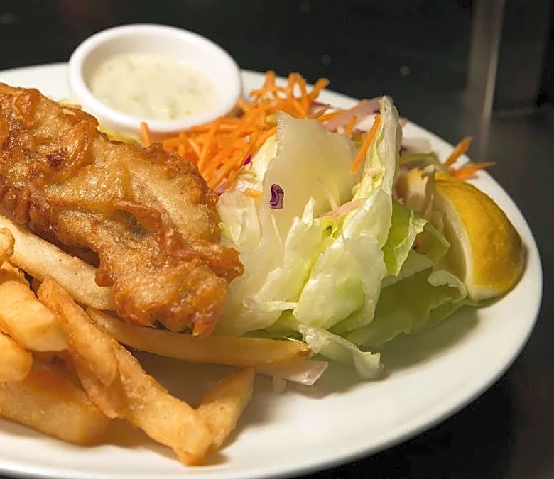 After bankruptcy, iconic seafood chain closes flagship restaurant