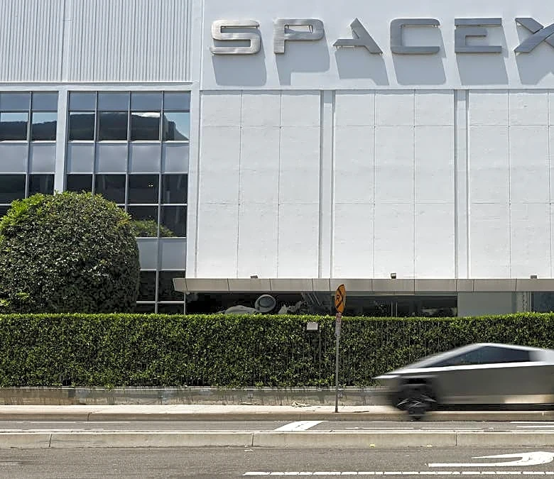 Goldman Sachs' verdict on SpaceX's record-setting $1.8T IPO