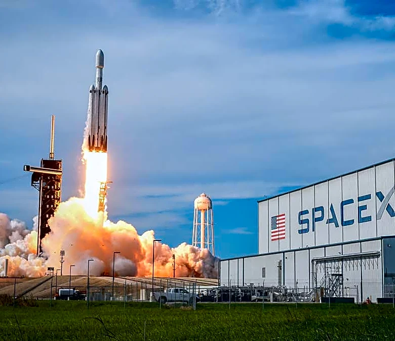 Morningstar drops bombshell message on SpaceX IPO