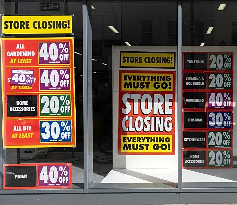 102-year-old fashion giant faces 400 store closures