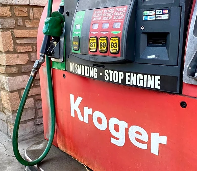 Kroger's $35 fill-up deal goes after Costco's gas crown