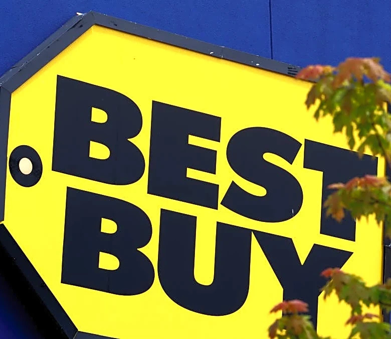 Best Buy CEO drops major consumer warning on her way out