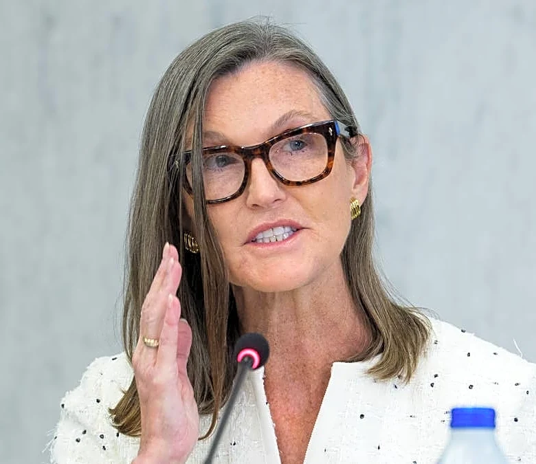Cathie Wood dumps $12.7M of tumbling, next-gen travel stock