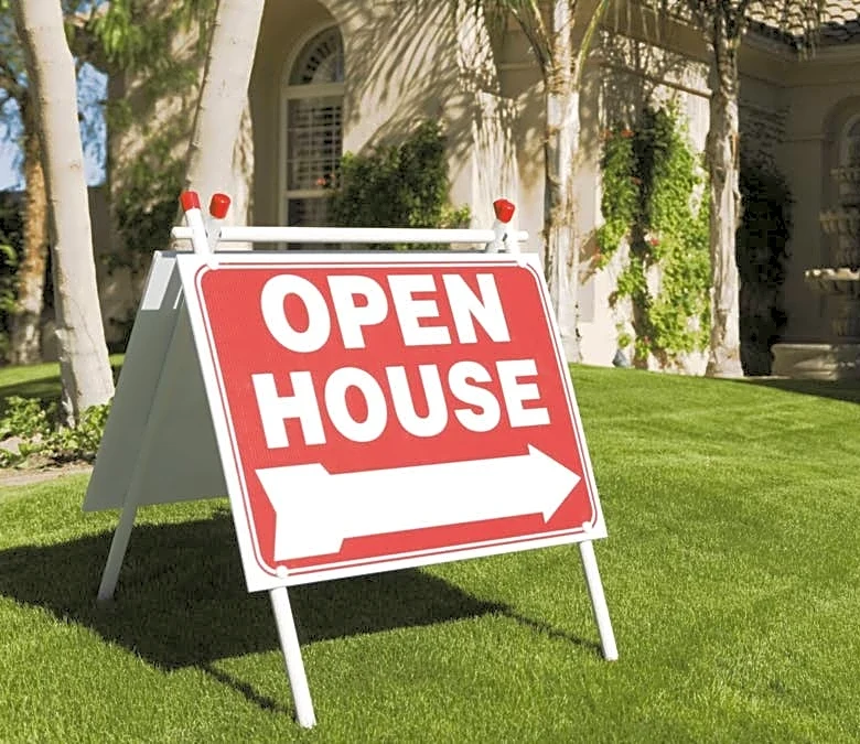 Real estate tech firm exits key hub, cuts 100s of jobs