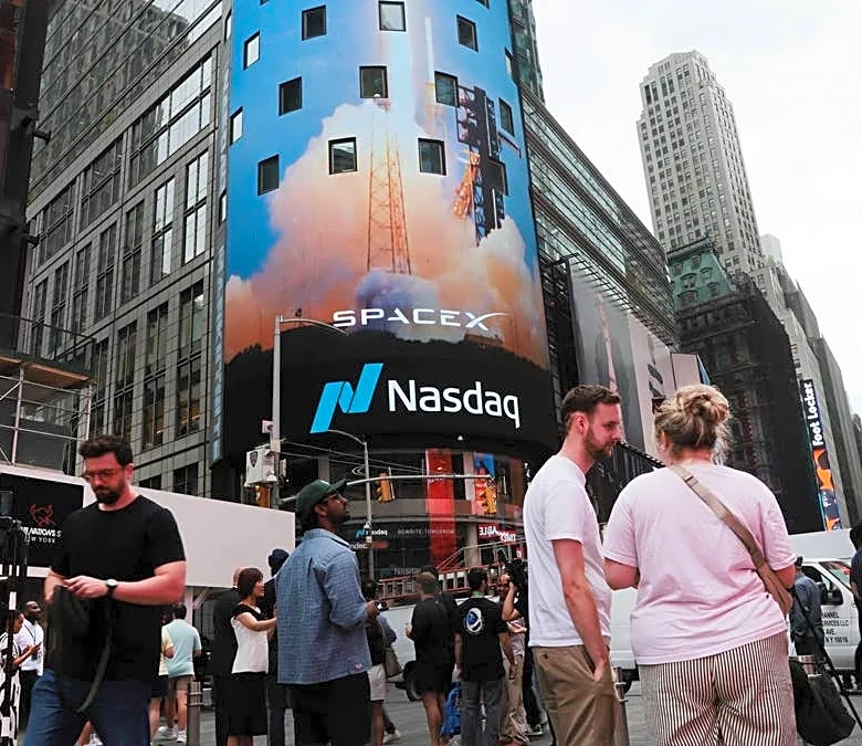 Vanguard sends calm but firm message on SpaceX IPO