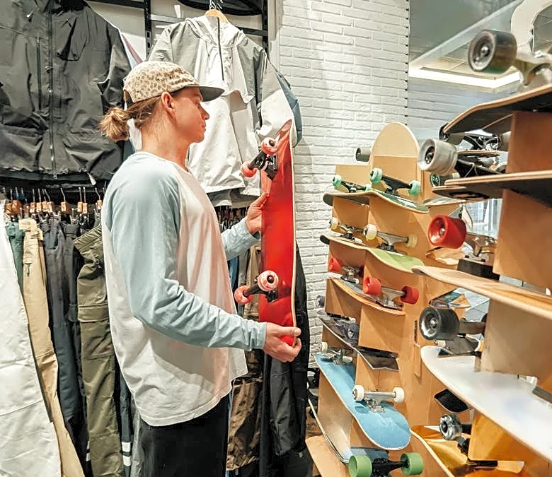 Popular sporting goods store chain files Chapter 11 bankruptcy