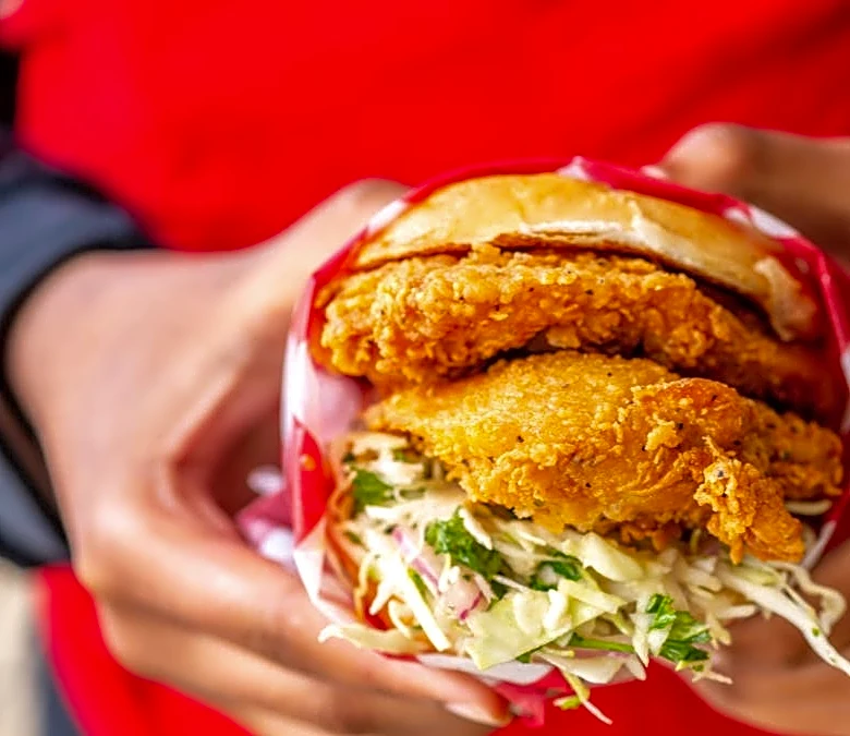 Fried chicken chain closes another location