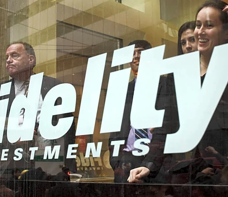 Fidelity, State Street ETFs cost the same, but one pays you more