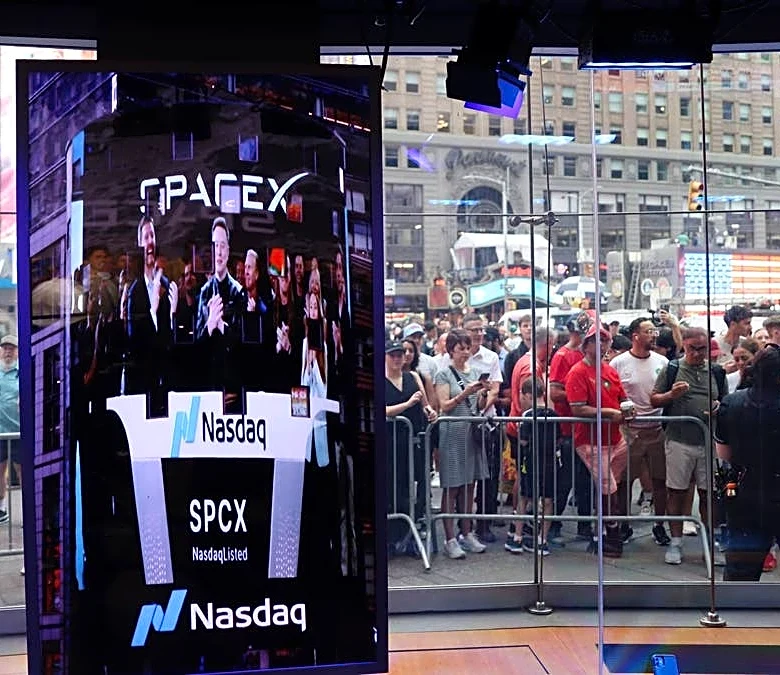 SpaceX’s $600 billion wipeout tests investor patience