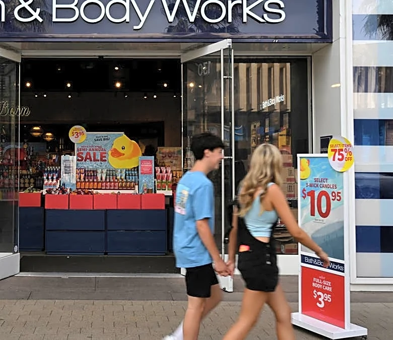 Bath & Body Works revives discontinued scent for new retailer