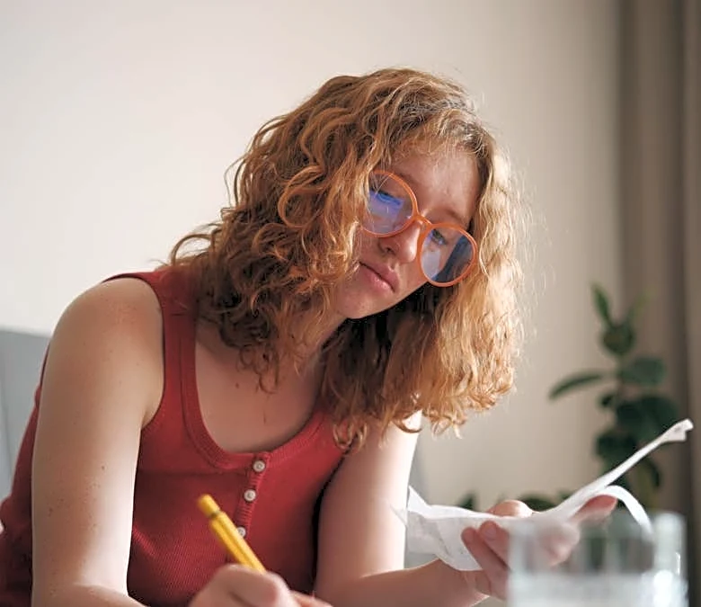 Identity theft victims face 'unconscionable' IRS delays, advocate says