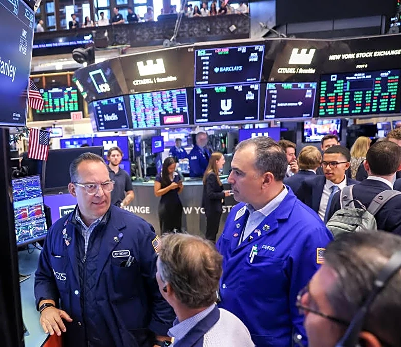 Wedbush spots clear investor opportunities in tech stocks