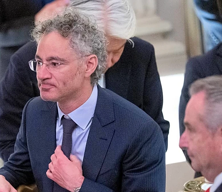 Cathie Wood makes striking Palantir move as shares tumble