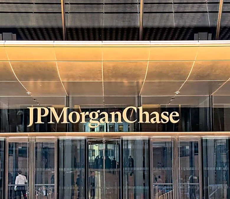 JPMorgan Chase pushes fraud division layoffs, despite rising revenues