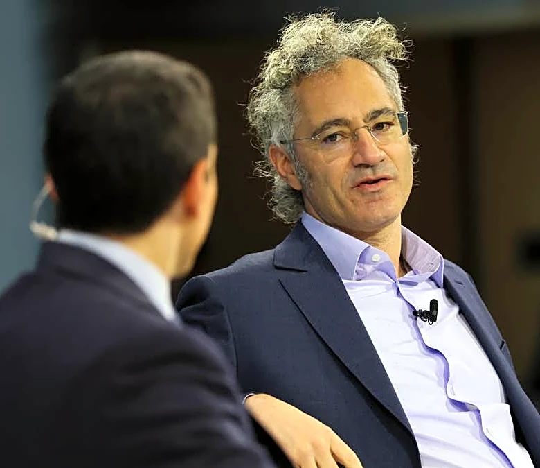 Palantir gets powerful AI signal from key ally of U.S.