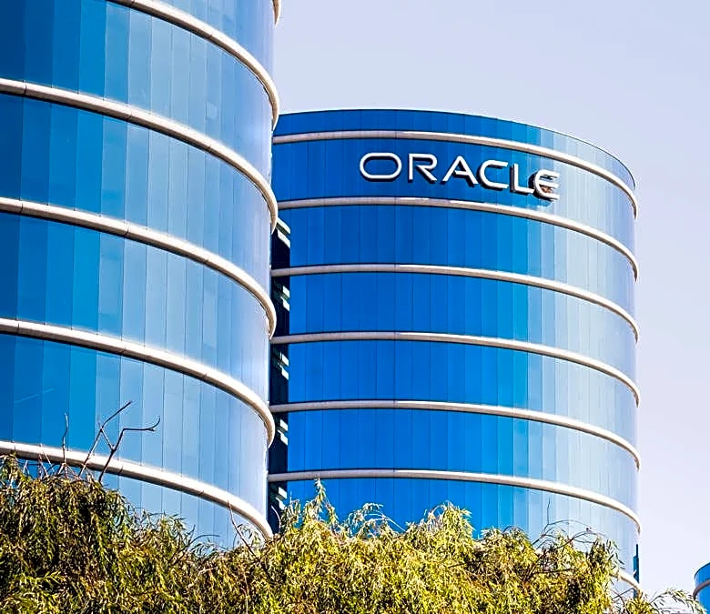 Oracle stock falls for a seventh session as filing risk lands