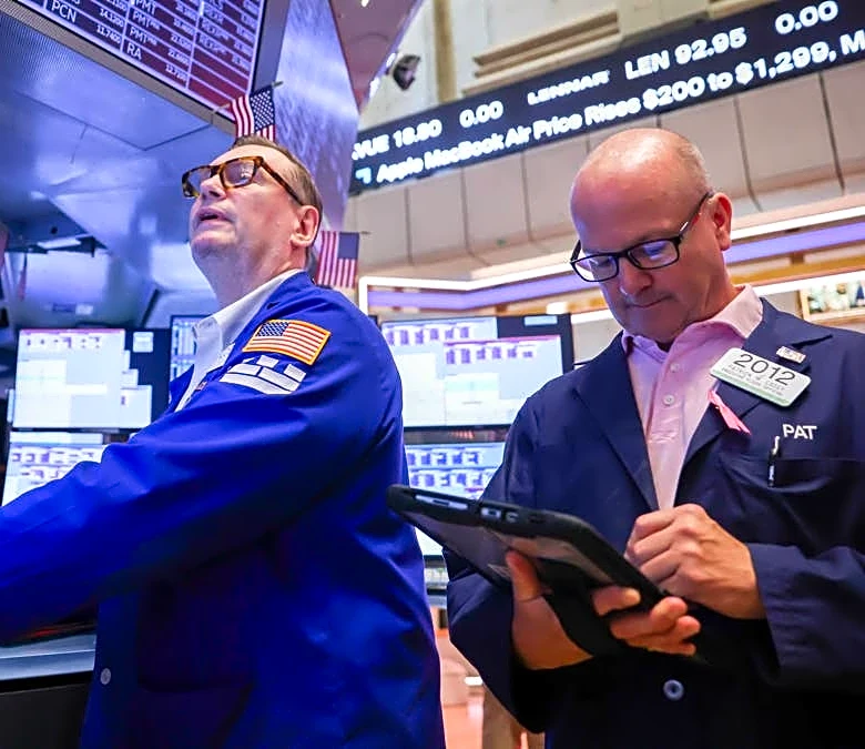 Wells Fargo doubles down on stock market and AI