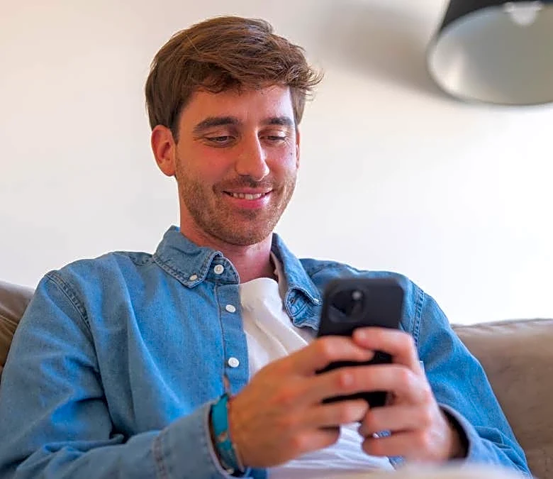 National wireless phone service closing after Chapter 11