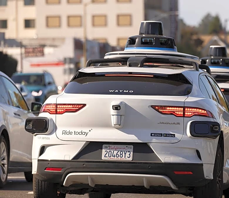Waymo outages disrupt traffic in this major city yet again