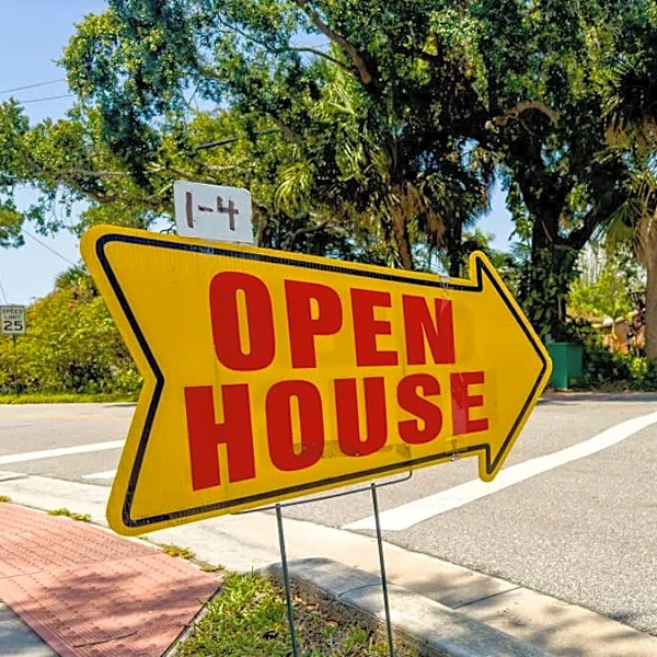 Redfin reveals change in housing market, home sales