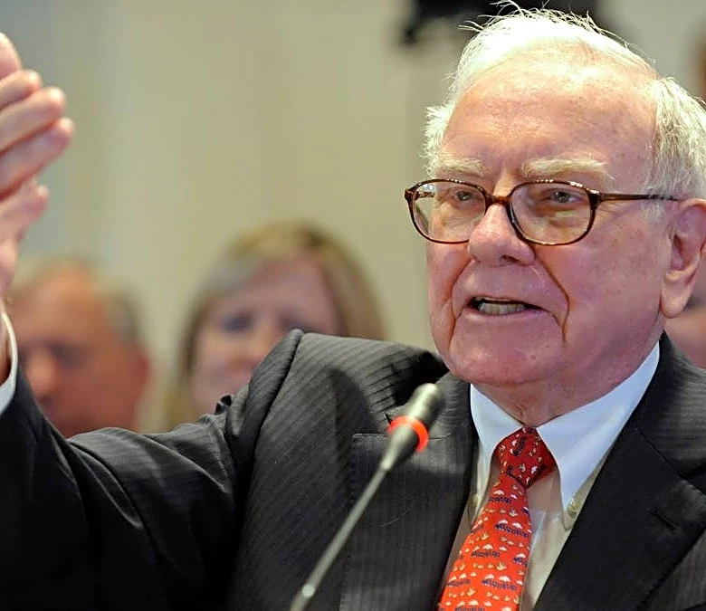 Warren Buffett’s $187 billion warning grows louder every day