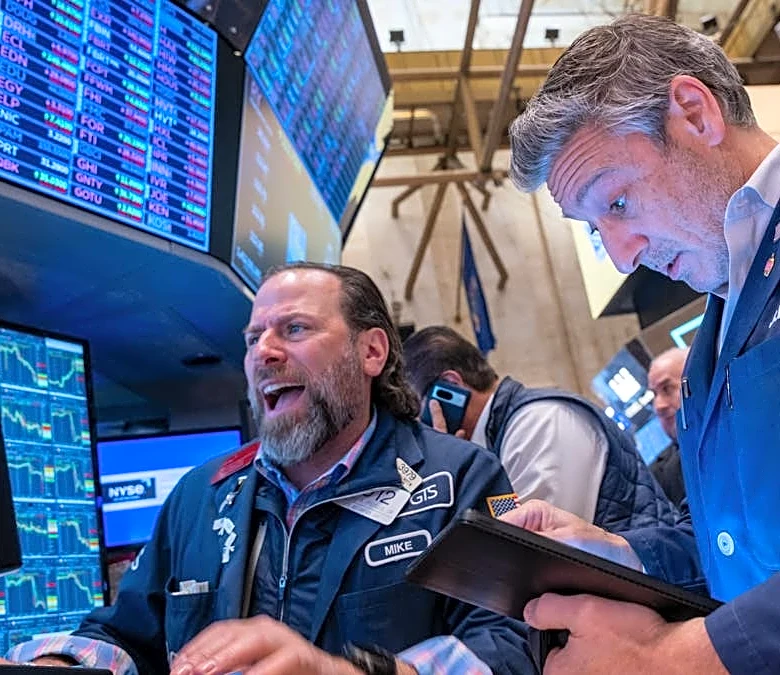 UBS doubles down on its S&P 500 target
