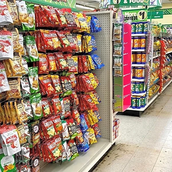Discount chain closing 75 stores, admits 1,000s are 'substandard'