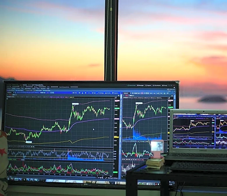 Louis Navellier reveals best tech, energy stocks to buy now