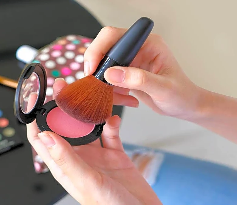 Popular cosmetics company files for Chapter 11 bankruptcy