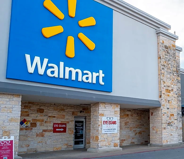 How many employees does Walmart have? Its workforce & layoffs explained