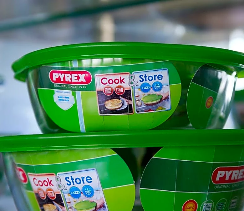 Pyrex's 18-piece glass storage set is 42% off for a limited time