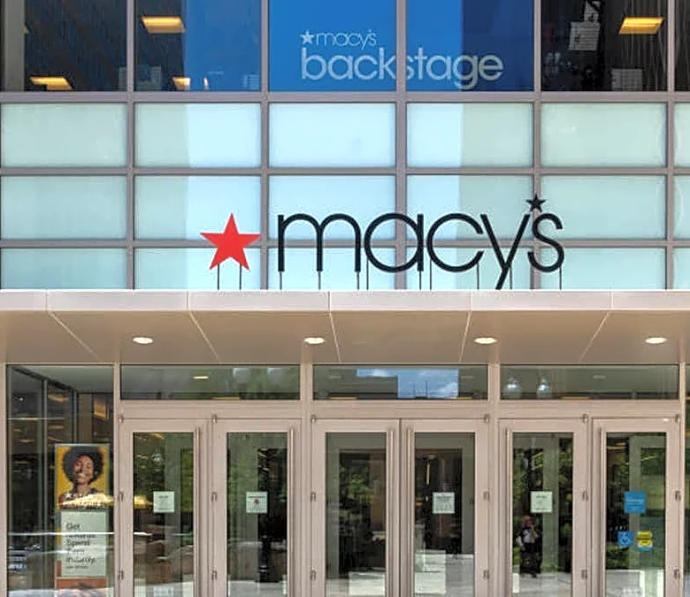 Macy's is selling a $100 set of stainless steel bowls for 70% off