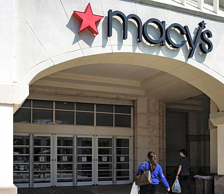 Macy's is selling a reversible floral-print comforter set for just $35