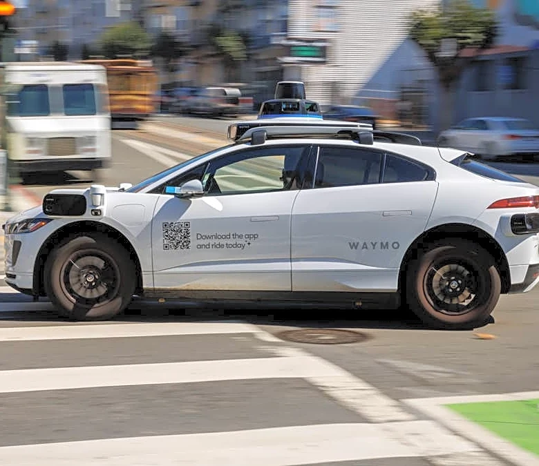 Waymo CEO takes a not-so-subtle shot at Tesla Robotaxi over Lidar