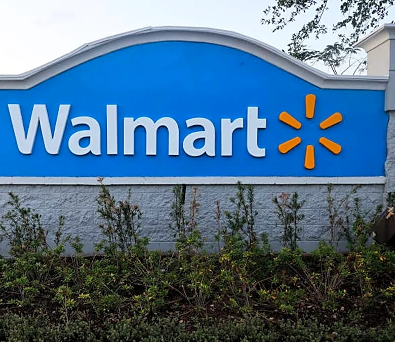 Walmart is selling a $200 2-in-1 laptop and tablet for 45% off