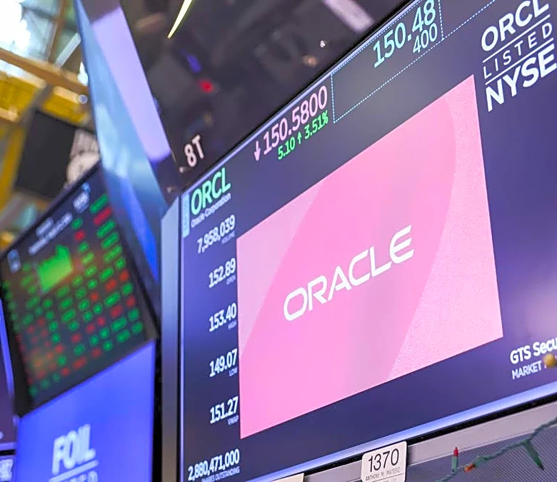 Oracle junk bond fears, debt surge sound alarms for investors