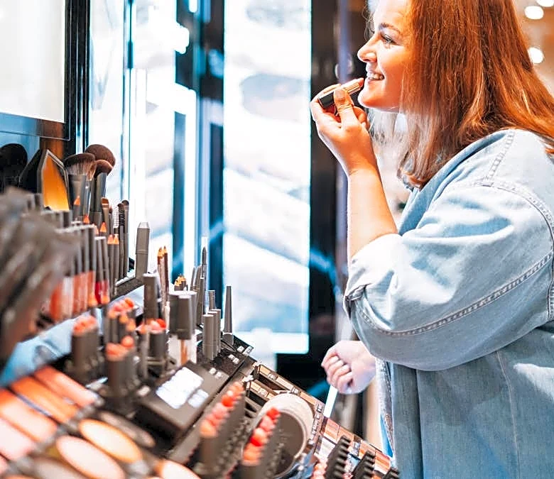 205-year-old beauty retailer closes 31 stores, warns of more