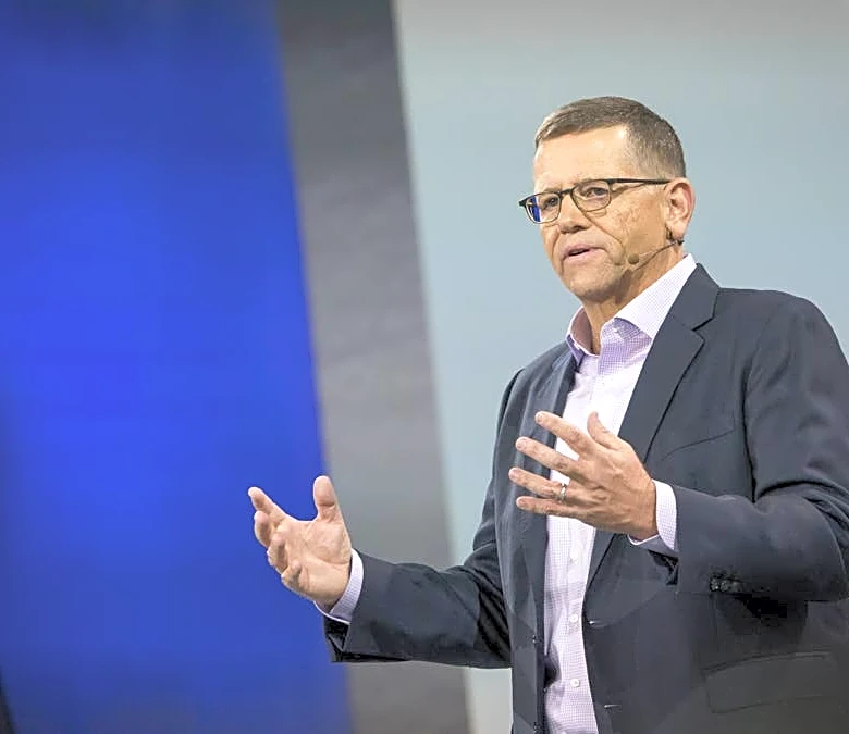 Wedbush isn't fully buying SanDisk's investor day pitch