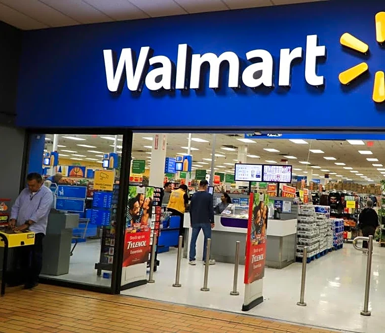 Walmart makes key move to compete with Amazon