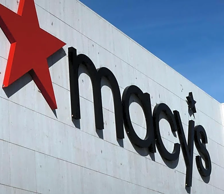 Macy’s has $975 pearl and diamond earrings for 70% off that 'can be worn with anything'