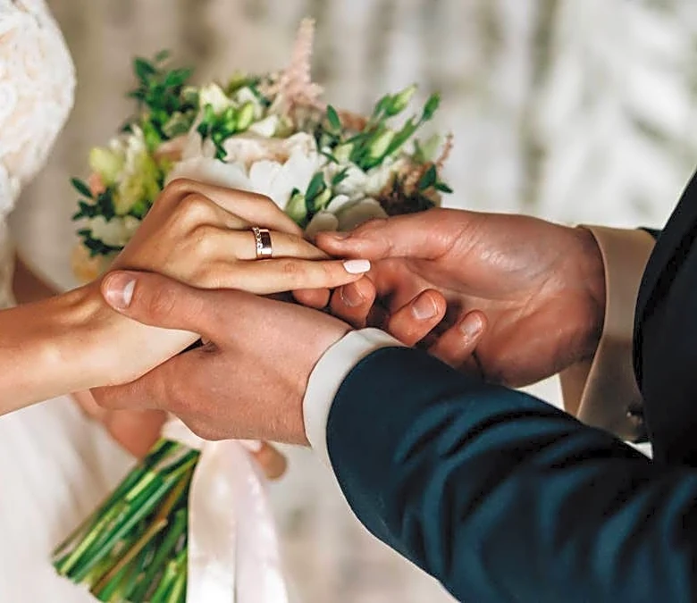 Schwab says your wedding could wreck key financial goals