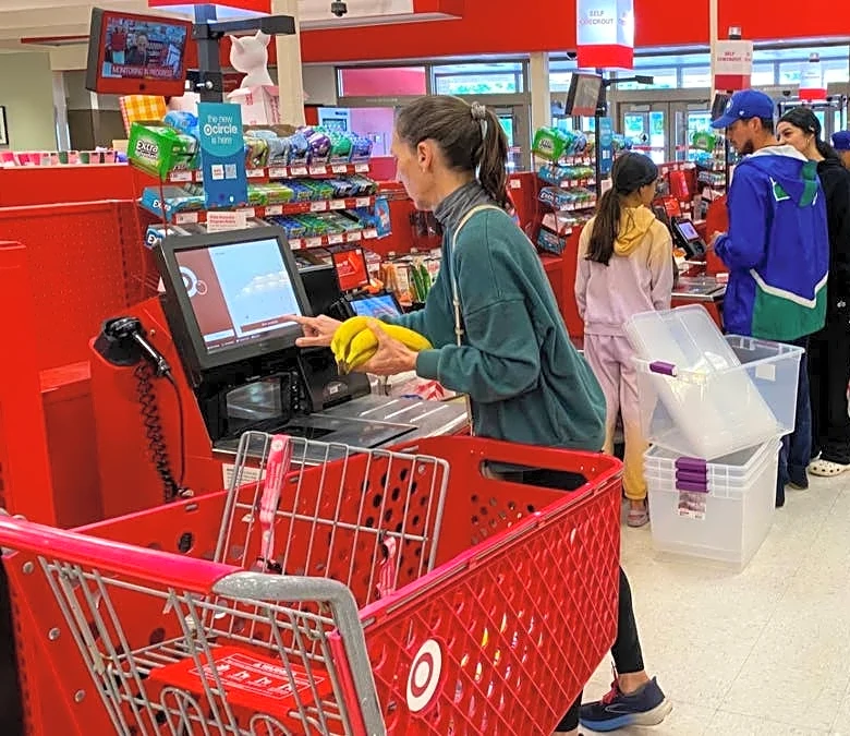 Target pledges price cuts as sales grow