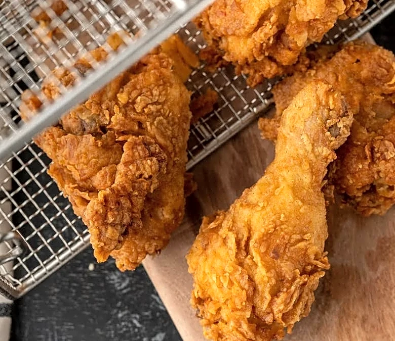 Iconic fast-food fried chicken chain closes over 300 restaurants