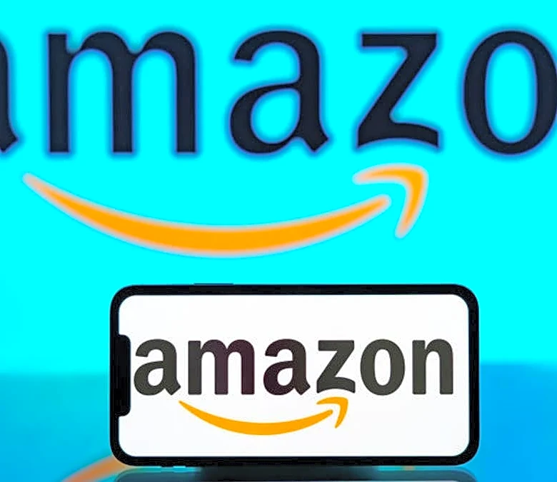 Amazon is selling a pair of ‘practical’ $20 cordless table lamps that have 3 color modes