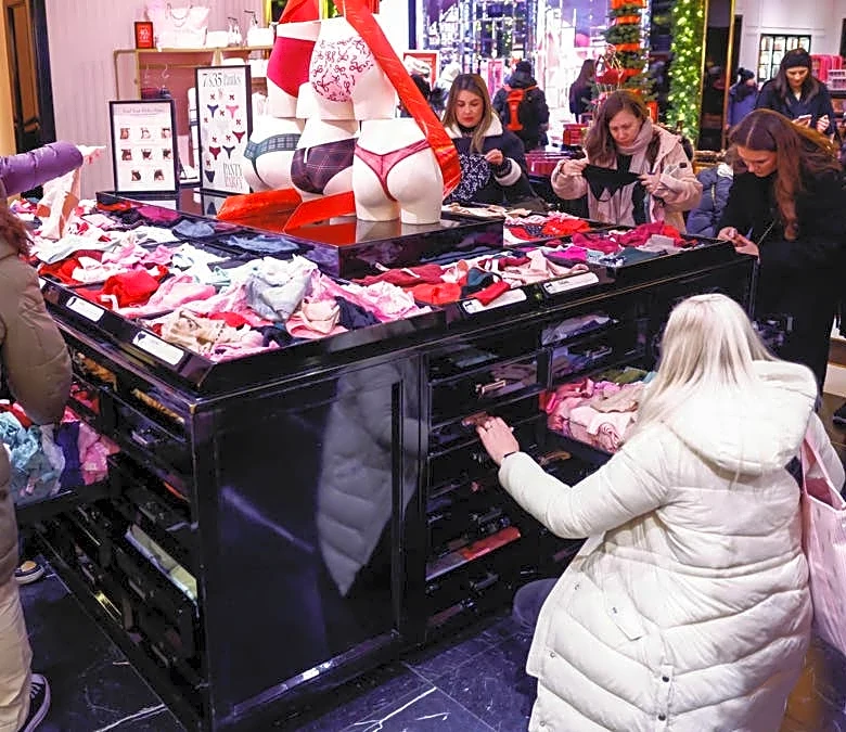 Popular women's retailer closes 38 stores worldwide