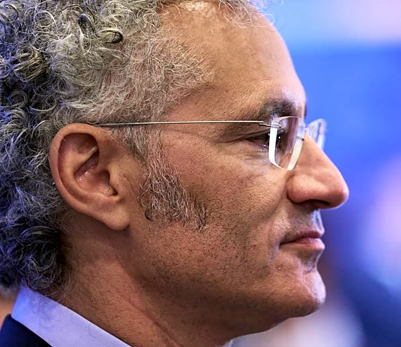 Palantir just won the Army and lost Michael Burry