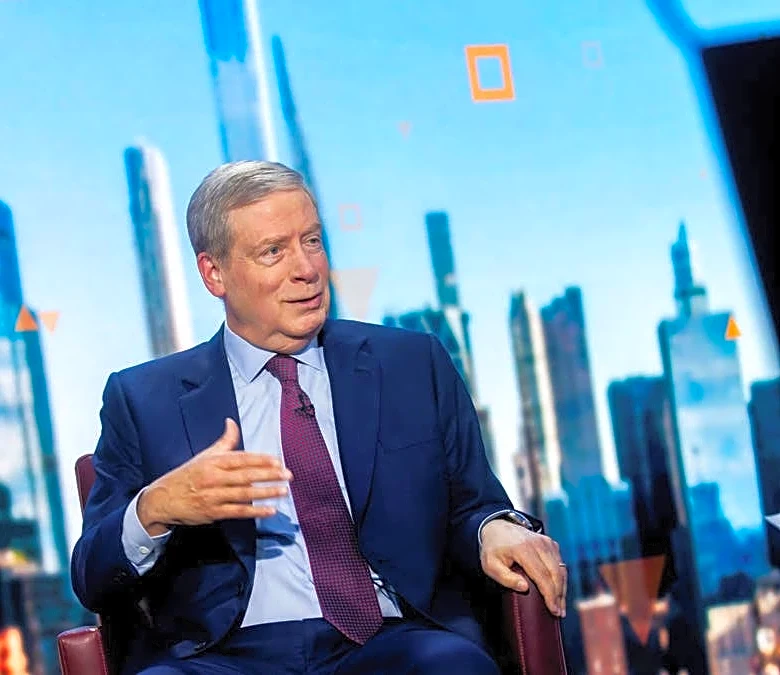 Stanley Druckenmiller buys this Warren Buffett airline stock in Q2