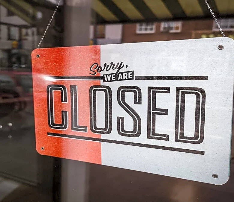 National specialty clothing chain closing all its stores
